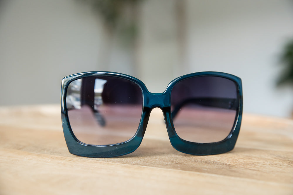 The Megan Sunglasses -𝟹 𝚘𝚙𝚝𝚒𝚘𝚗𝚜